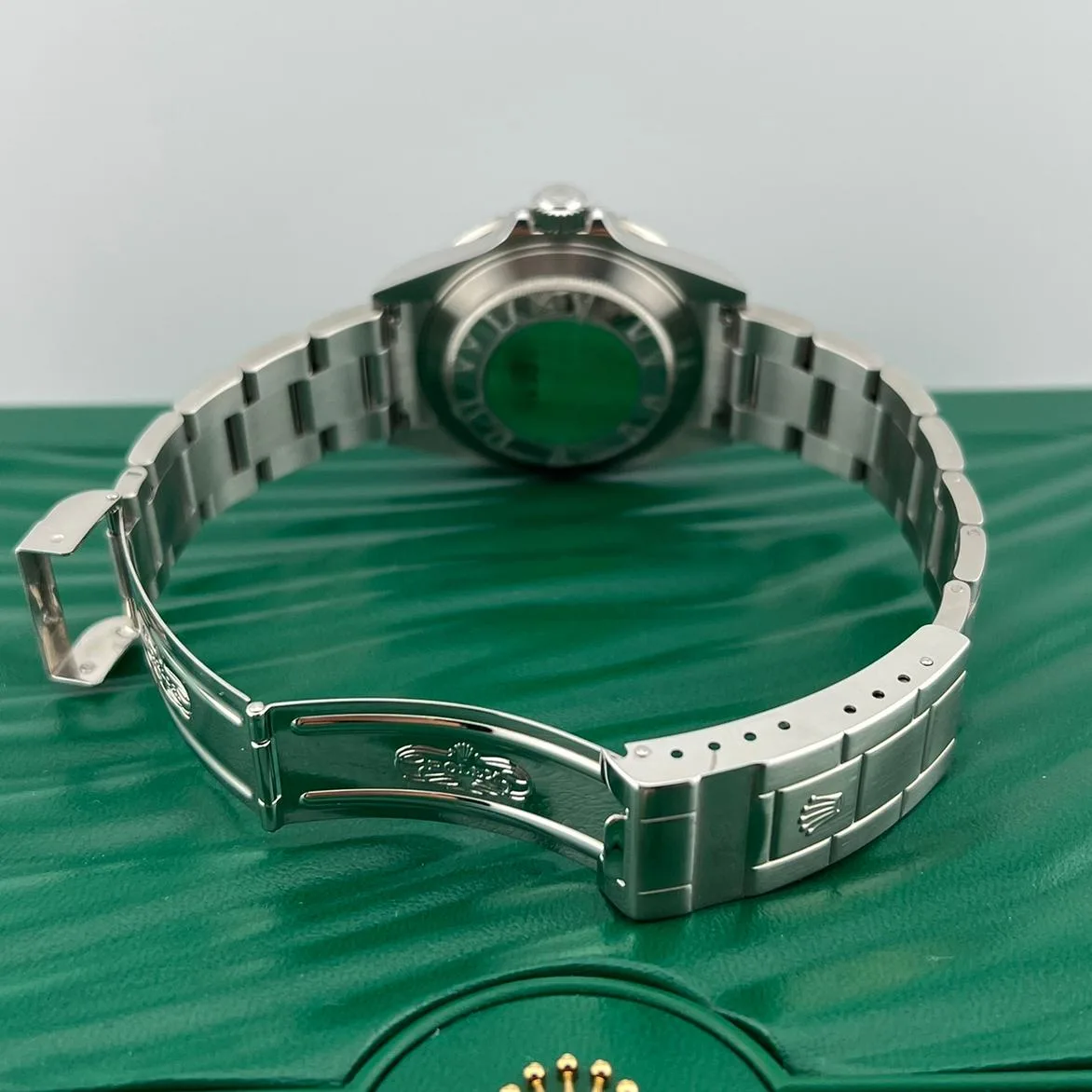 2007 Rolex Submariner Date "Kermit" 16610LV Listing Image 7