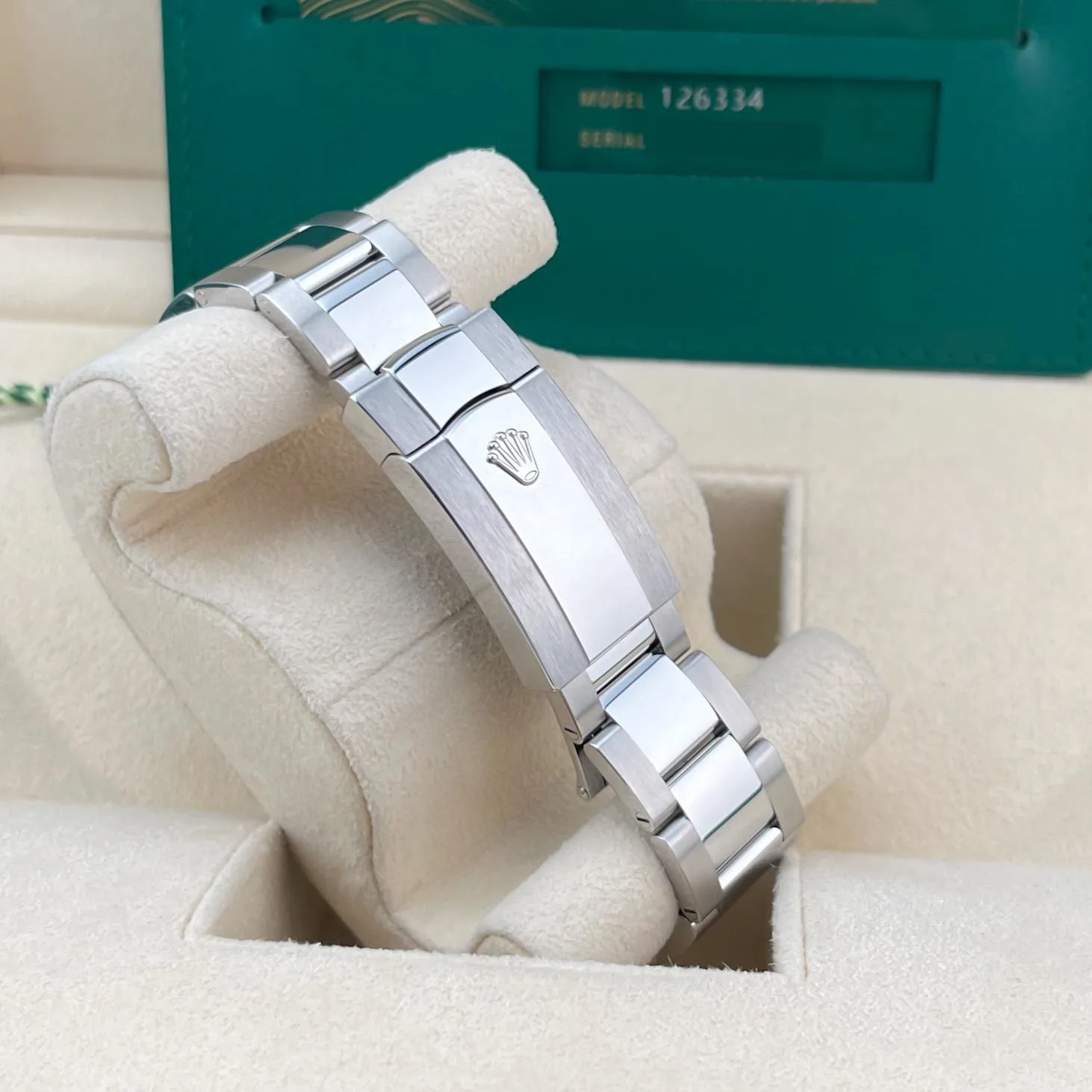 2024 Rolex Datejust 41 Steel / Fluted / Silver / Oyster 126334-0003 Listing Image 4