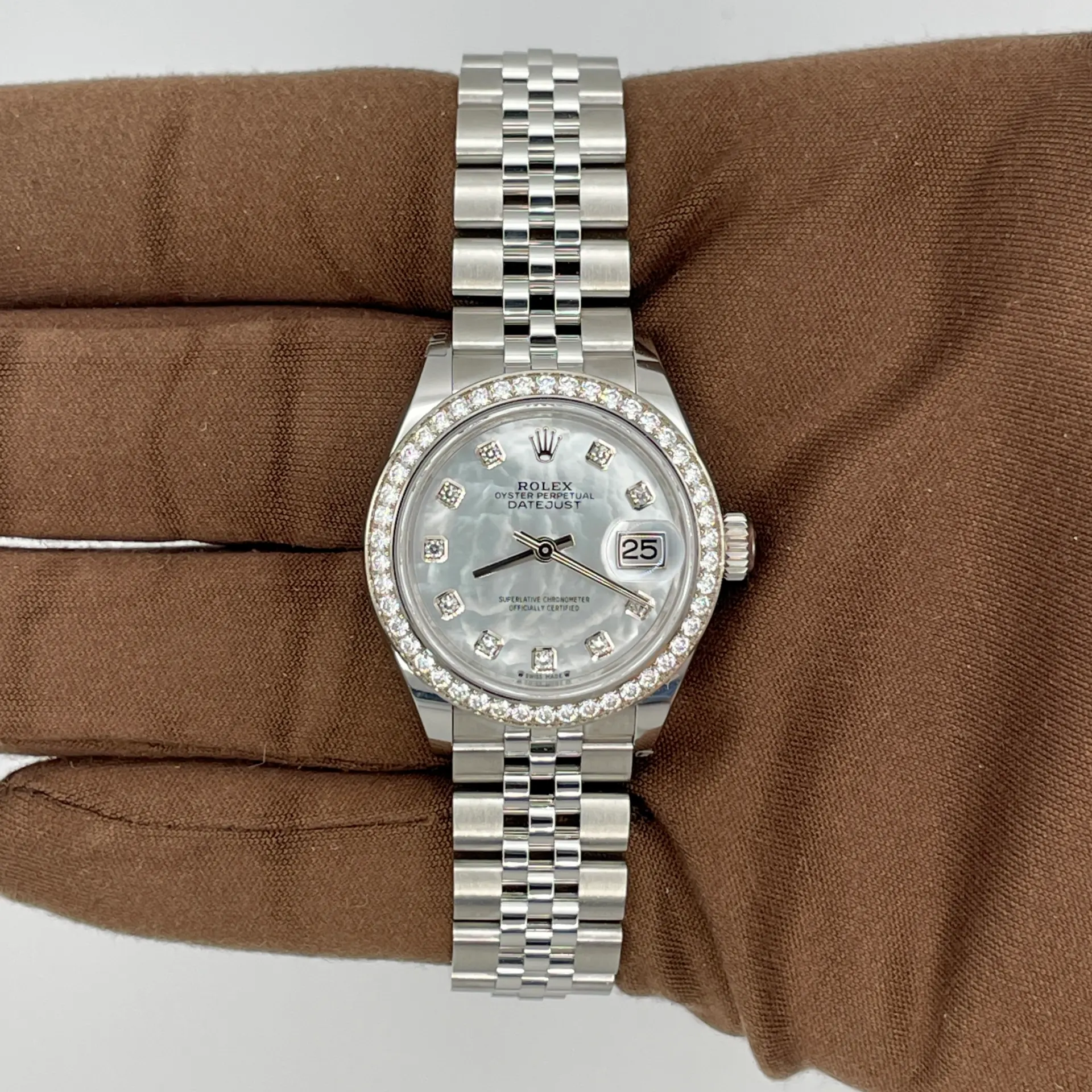 2025 Rolex Lady-Datejust 28 Diamond-Set / MOP / Diamond-Set / Jubilee 279384RBR-0011