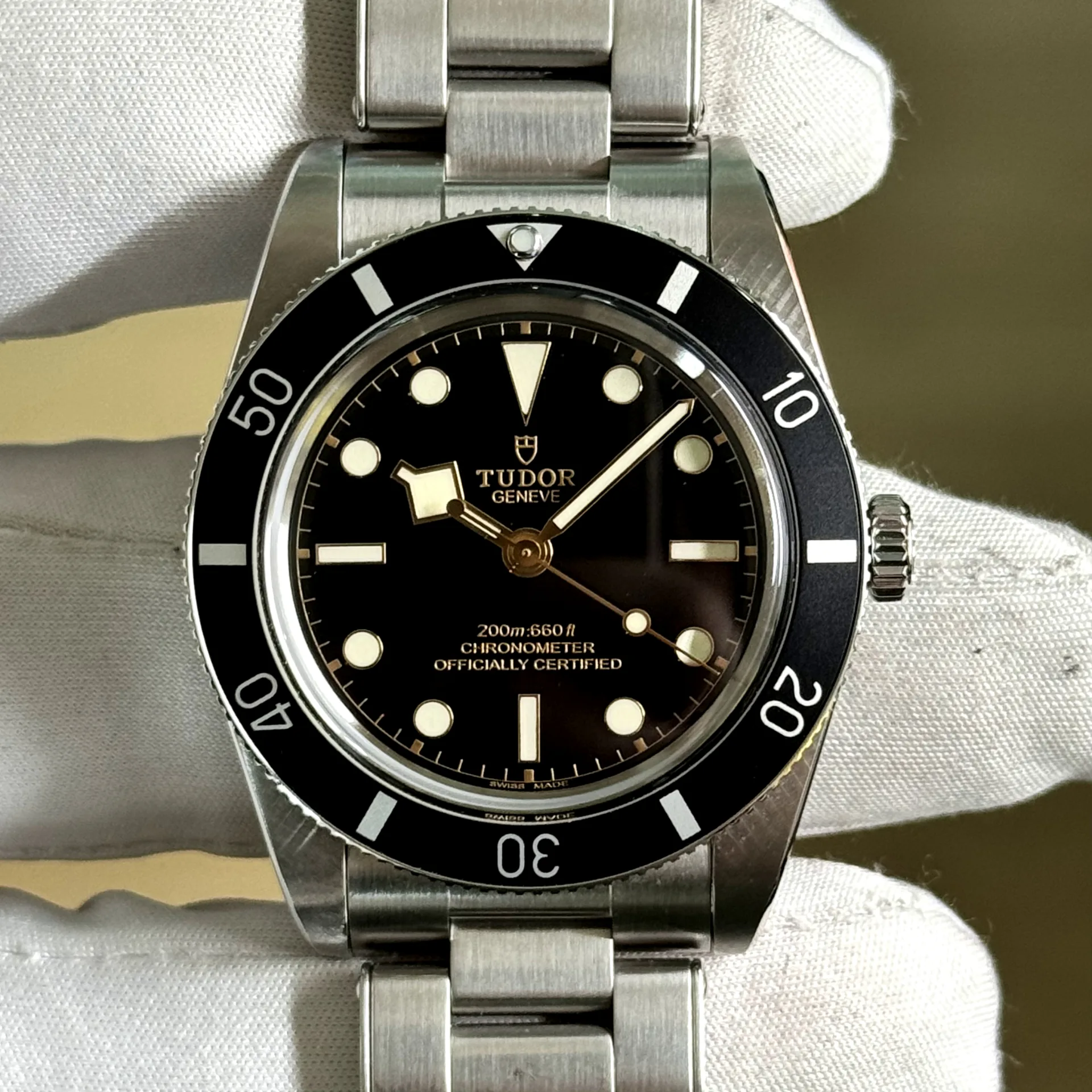 Auction: 2024 Tudor Black Bay 54 Steel / Bracelet M79000N-0001 | Bezel