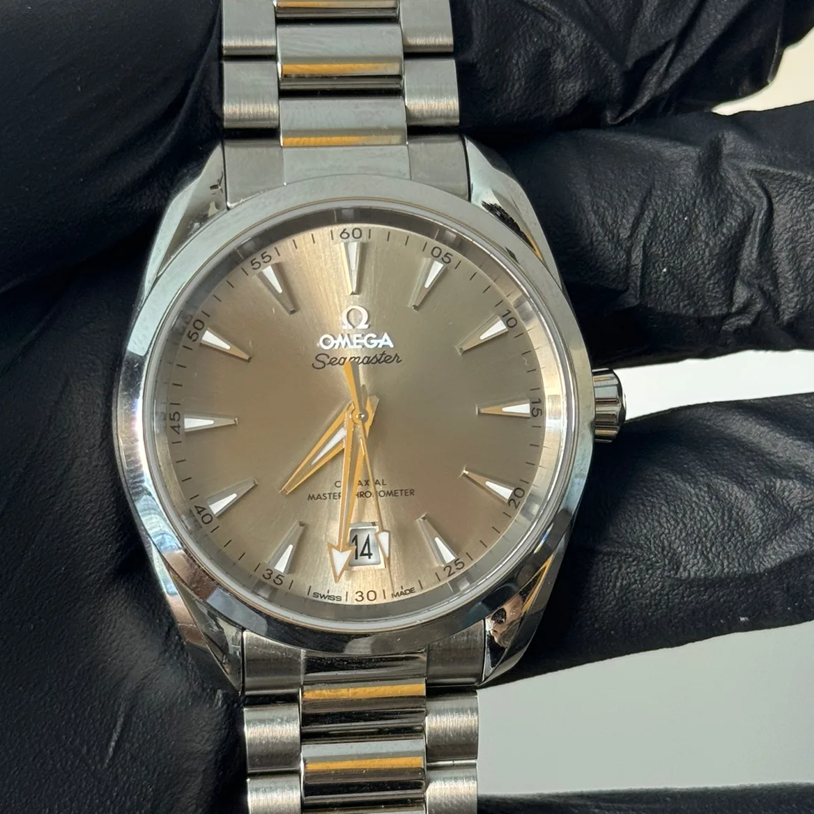 2023 Omega Seamaster Aqua Terra 150M Co-Axial Master Chronometer 38mm / Beige 220.10.38.20.09.001