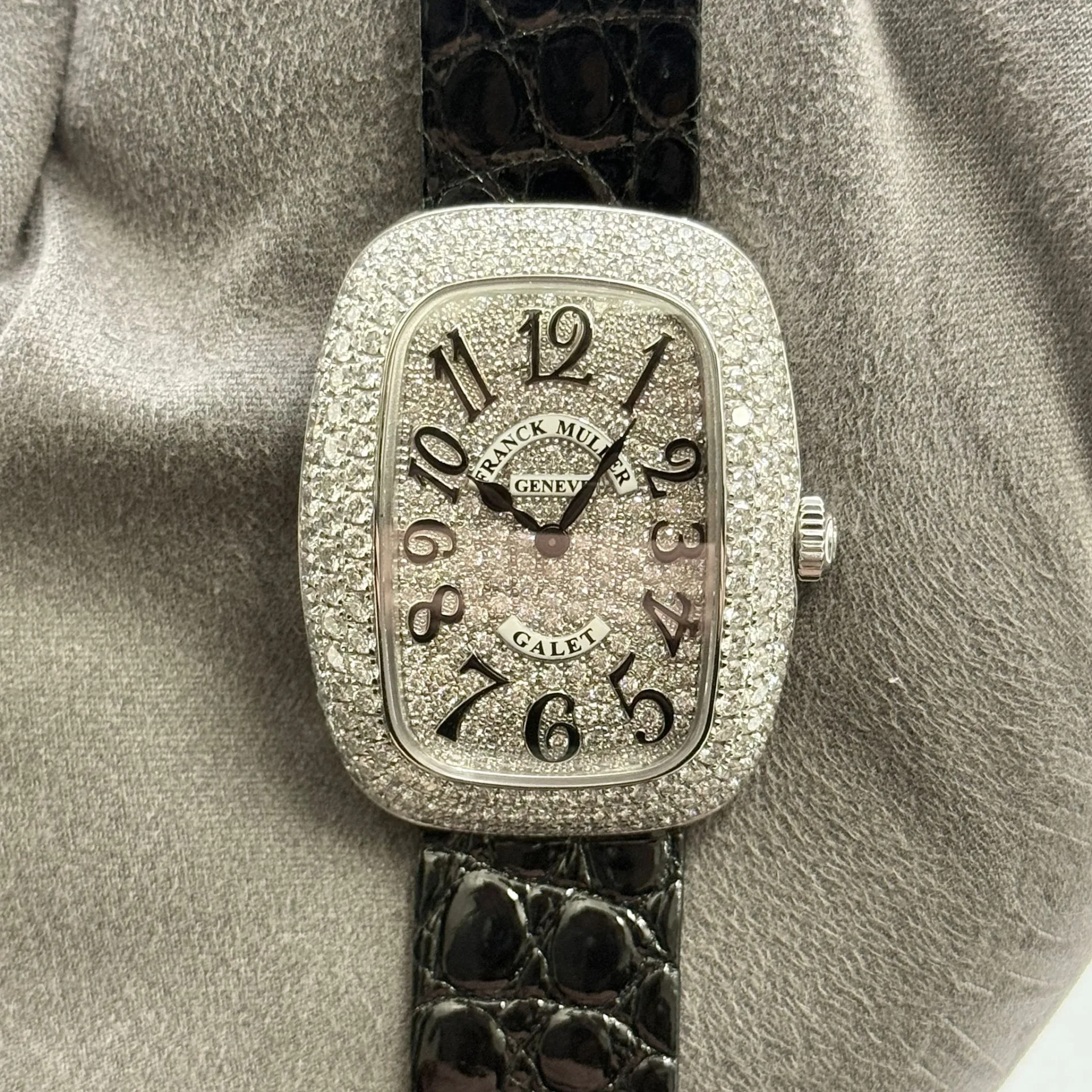 Franck Muller Galet Quartz White Gold / Diamond-Set / Diamond-Paved / Arabic / Strap 3002 L QZ V D3 CD