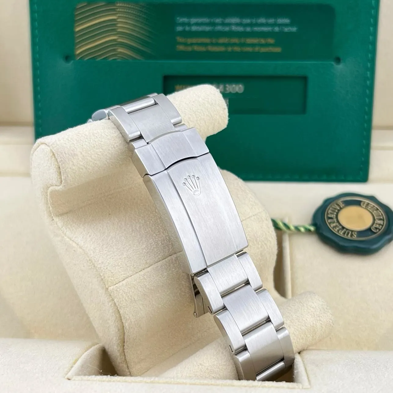 2023 Rolex Oyster Perpetual 41 Celebration-Motif 124300-0008 Listing Image 6
