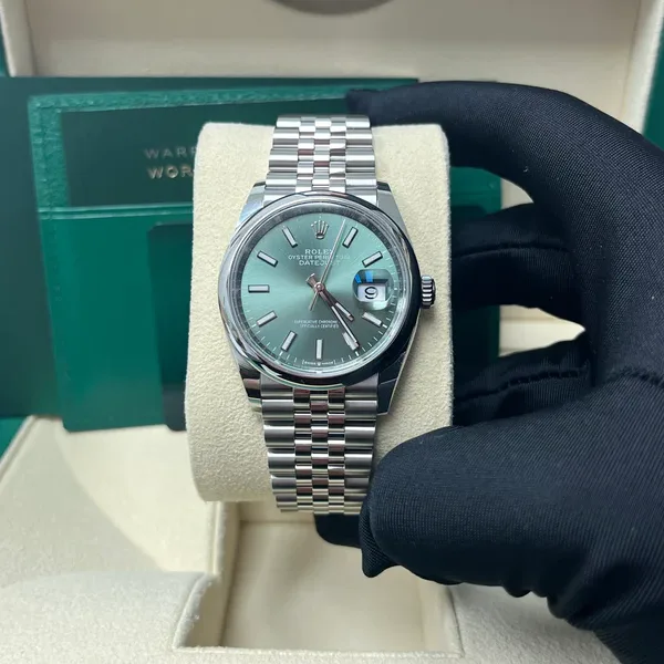 Rolex Datejust 36 Smooth / Mint Green / Jubilee 126200-0023 Listing Image 1