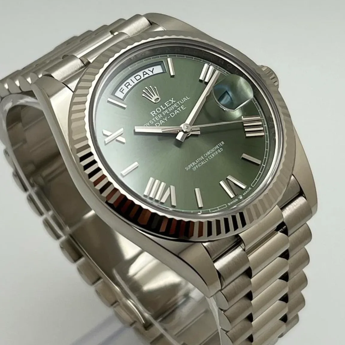 Rolex Day-Date 40 White Gold / Fluted / Olive-Green / Roman 228239-0033 Listing Image 3