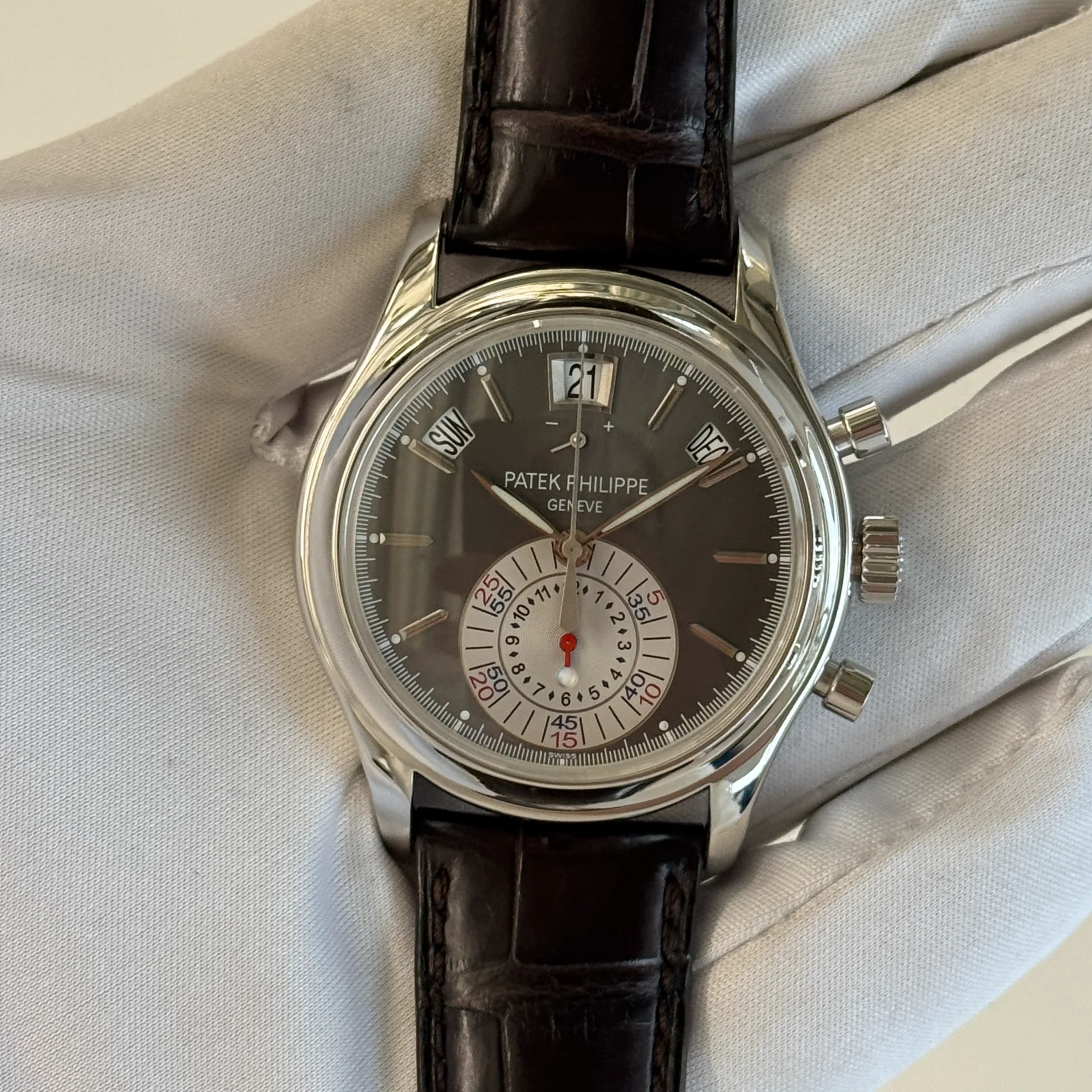 Patek Philippe Annual Calendar Flyback Chronograph Platinum / Gray 5960P-001