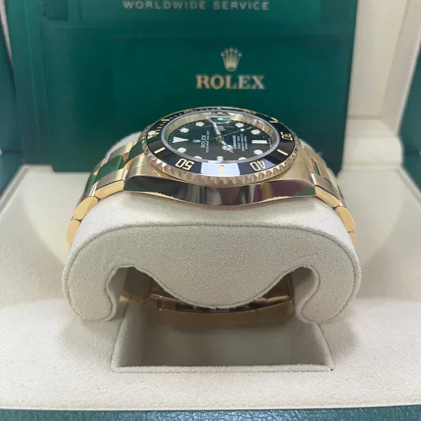 2021 Rolex Submariner Date Yellow Gold / Black 126618LN-0002 Listing Image 3