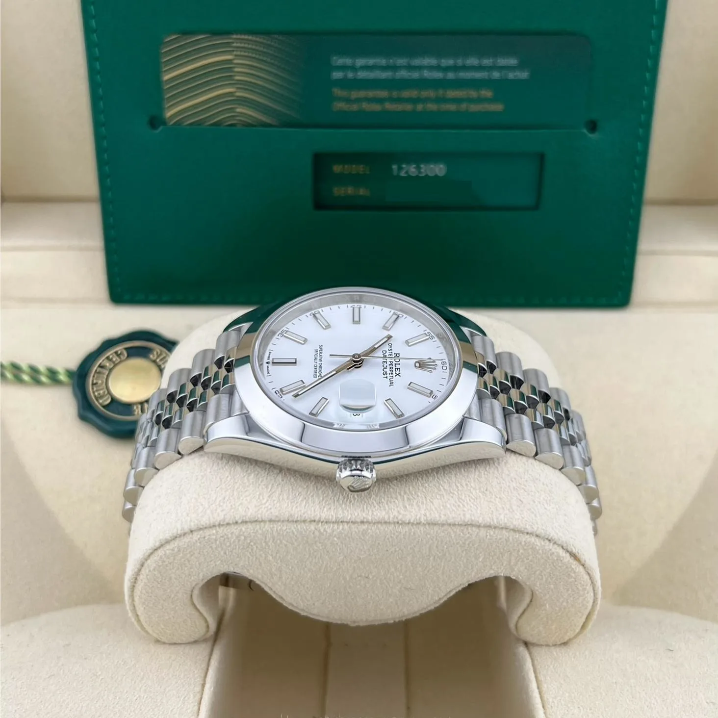 2024 Rolex Datejust 41 Smooth / White / Jubilee 126300-0006 Listing Image 4