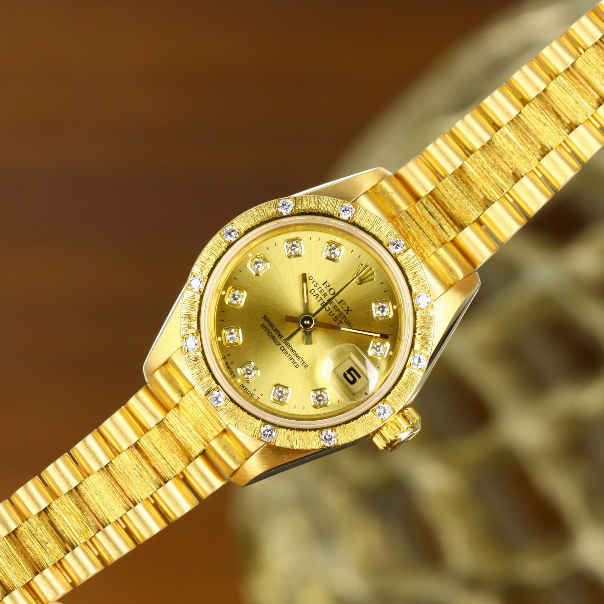 エルセット Rolex Datejust 26 Yellow Gold / Bark Diamond-Set / Champagne