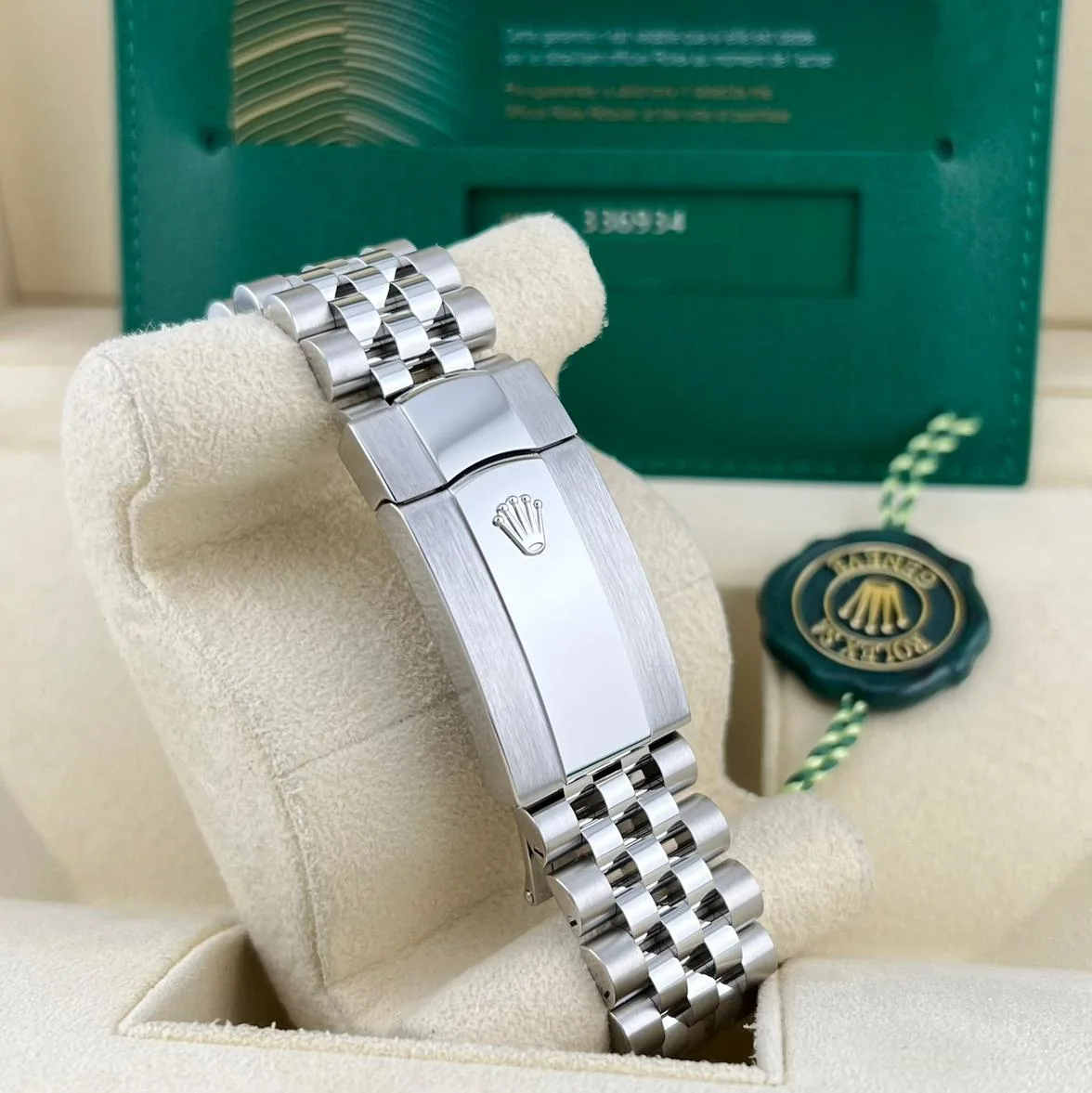 2023 Rolex Sky-Dweller 42 Steel / Fluted / Blue / Jubilee 336934-0006 Listing Image 6