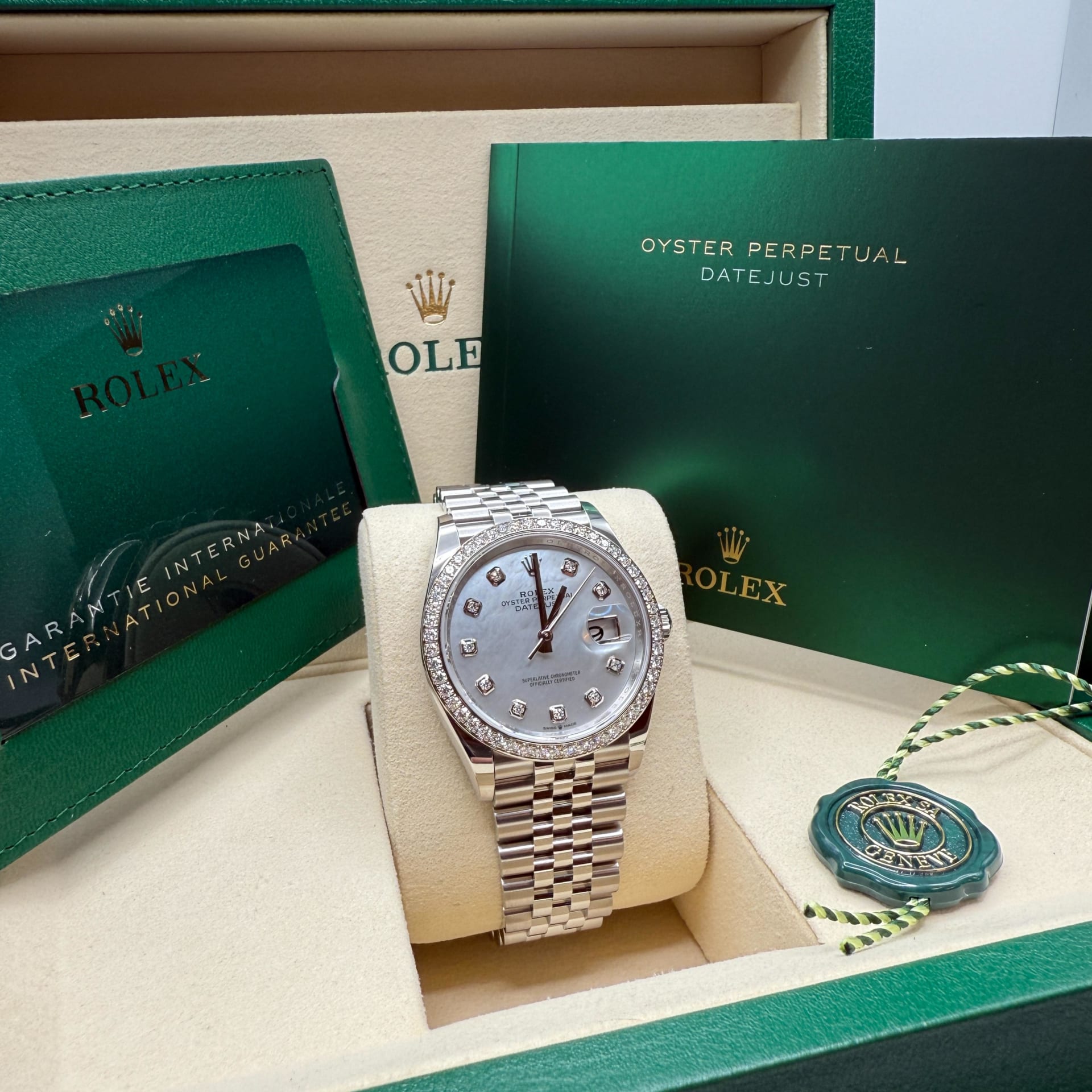 アクセサリー Master Tudor Style 41mm Silver Dial Diamond-Set Stainless Steel