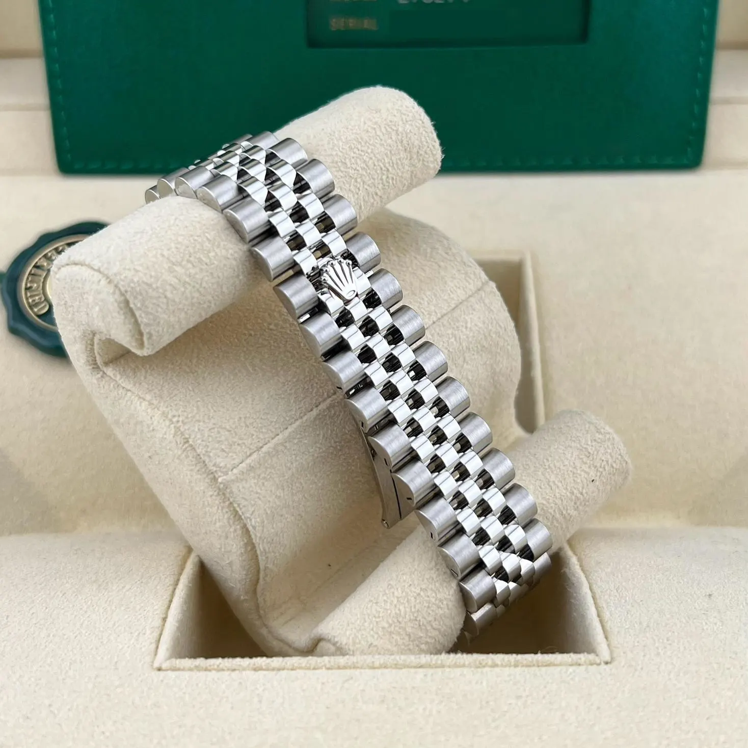 2024 Rolex Datejust 31 Fluted / White / Roman / Jubilee 278274-0010 Listing Image 6