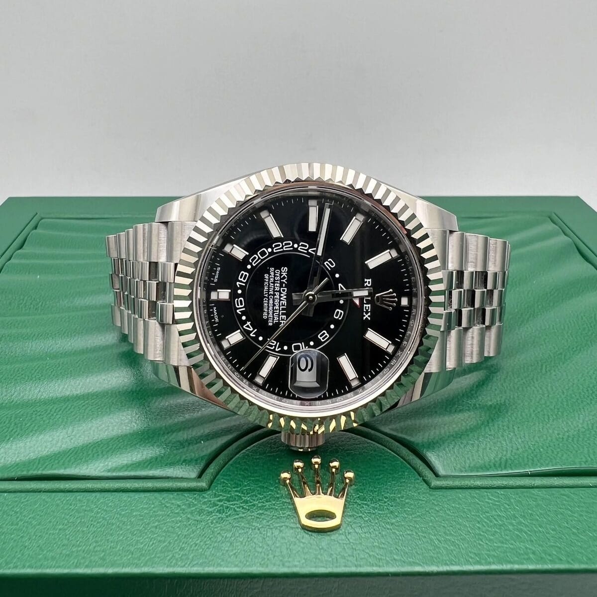 Rolex Sky-Dweller 326934 42mm Black Dial Jubilee Bracelet