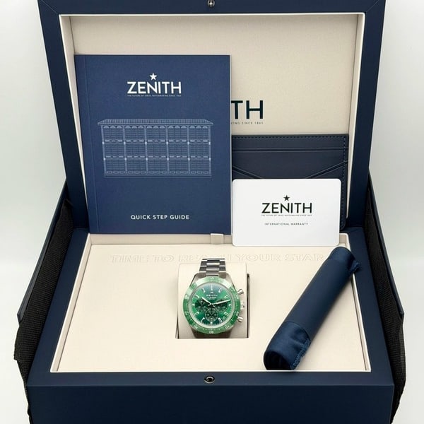 ゲーム＆ウォッチ　ジャッジ前期版 モスグリーン Zenith Chronomaster Sport Yoshida Steel / Green / Bracelet 03.3107