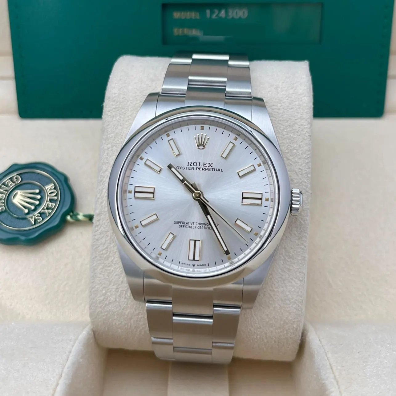 2023 Rolex Oyster Perpetual 41 Silver 124300 0001 Watch Trading