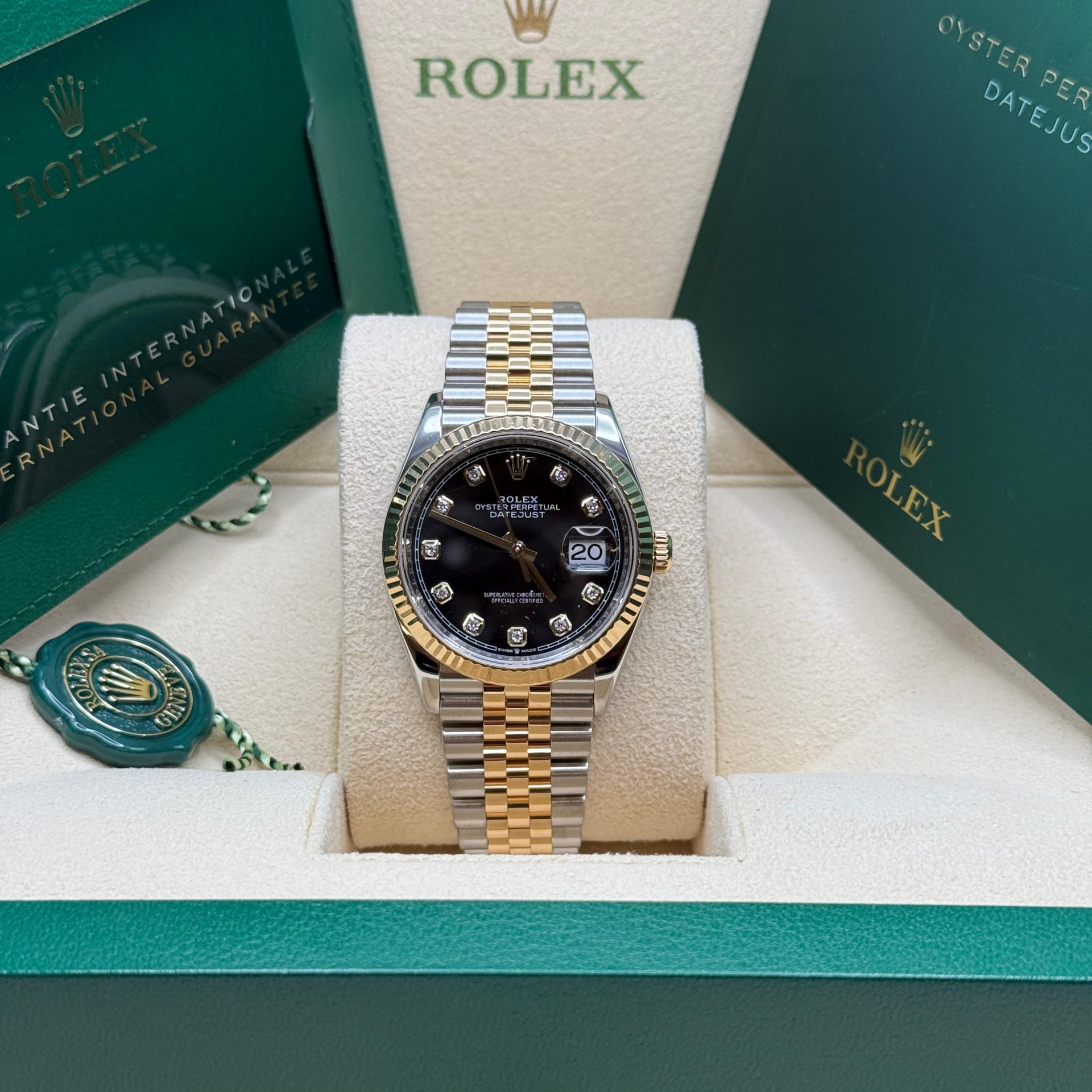 Rolex-126203-0021-blackdiamond