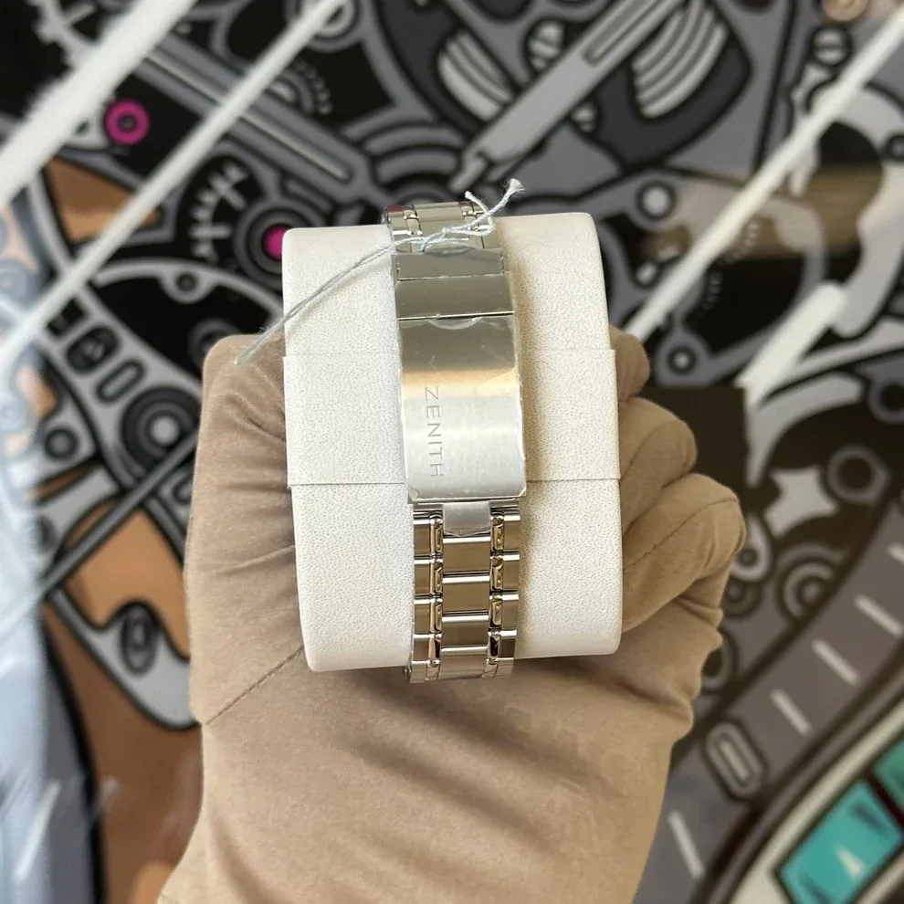 Auction: 2025 Zenith Defy Revival A3648 Orange 37 Steel / Black