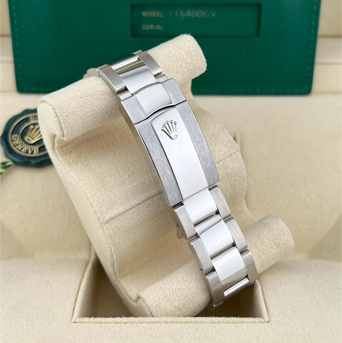 2022 Rolex Milgauss Black 116400GV-0001 Listing Image 6