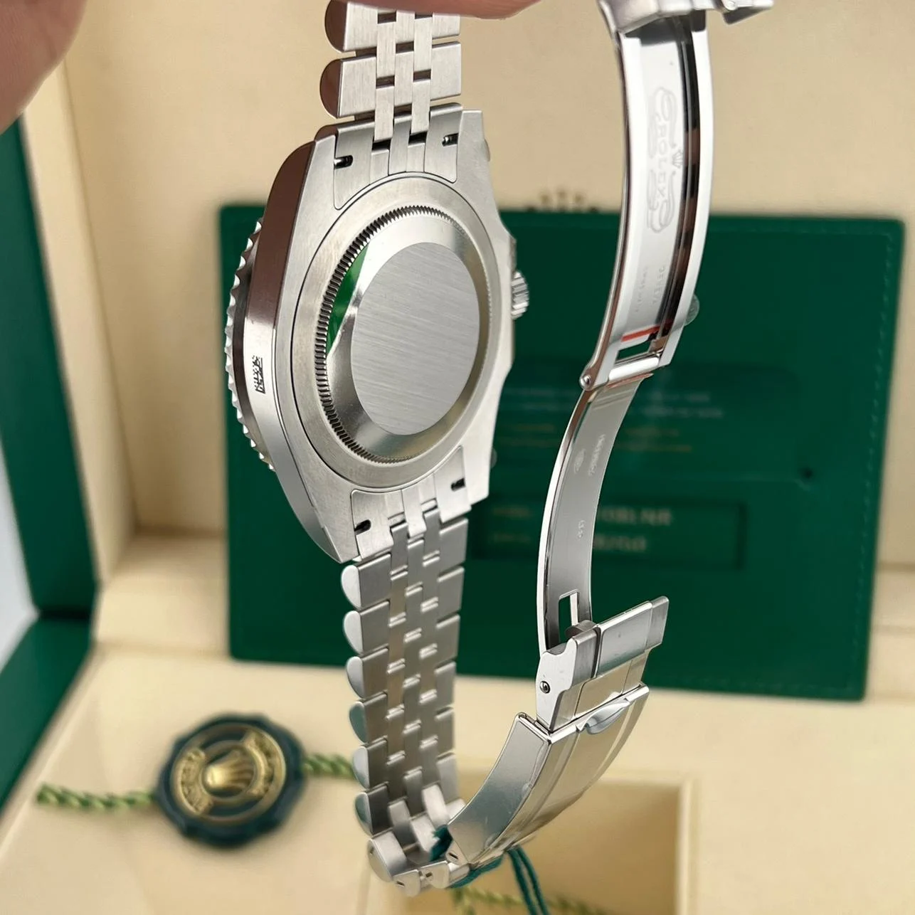 2020 Rolex GMT-Master II "Batgirl" 126710BLNR-0002 Listing Image 6