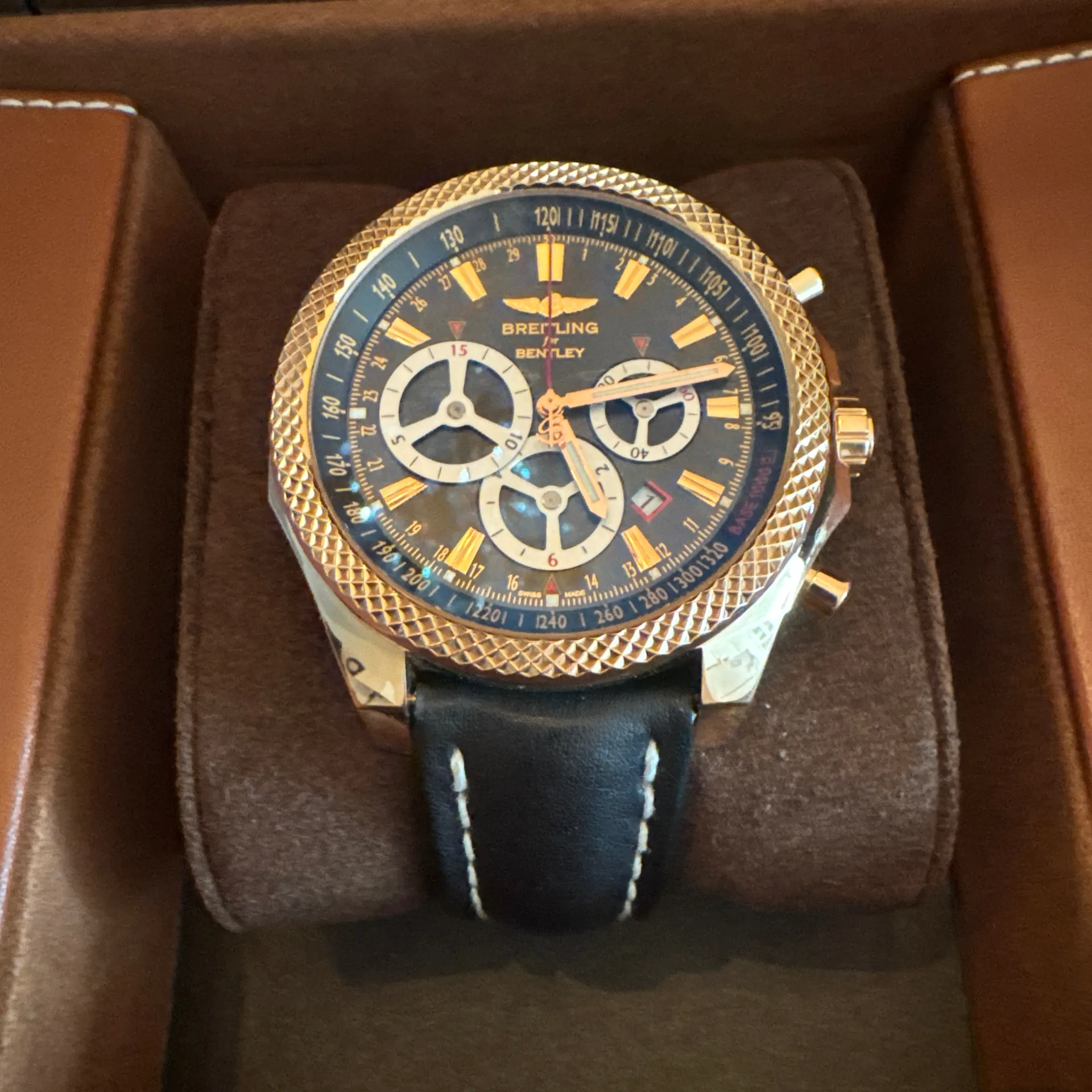 2018 Breitling Bentley Barnato 49 Rose Gold / Black / Strap - Limited to 500 Pieces R2536624/BB10