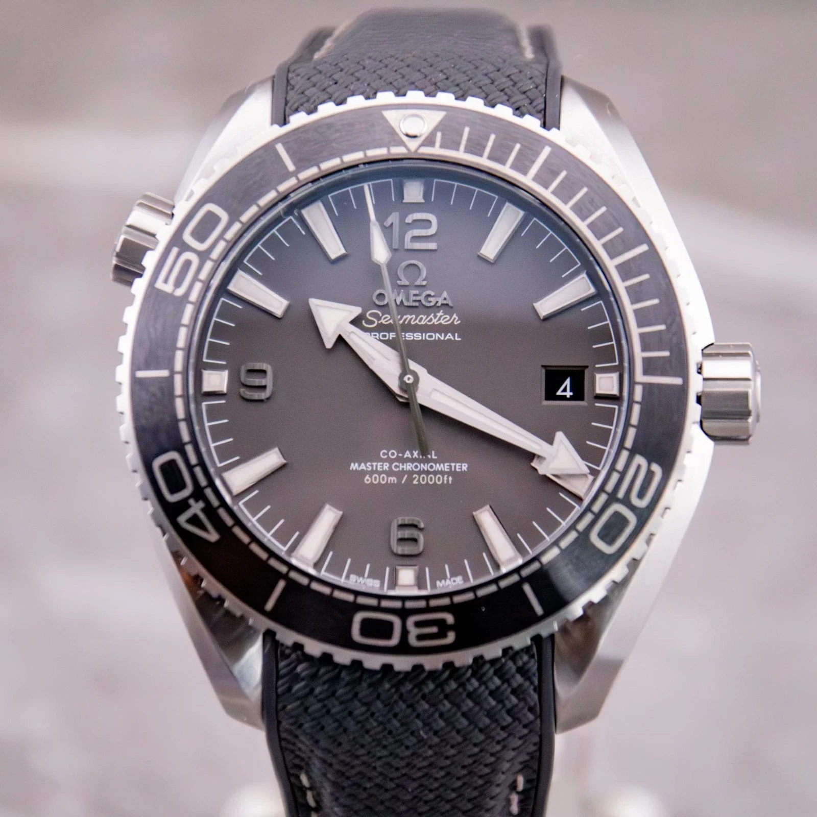 2024 Omega Seamaster Planet Ocean 600M Co-Axial 43.5 Master Chronometer Stainless Steel / Grey / Rubber 215.32.44.21.01.002
