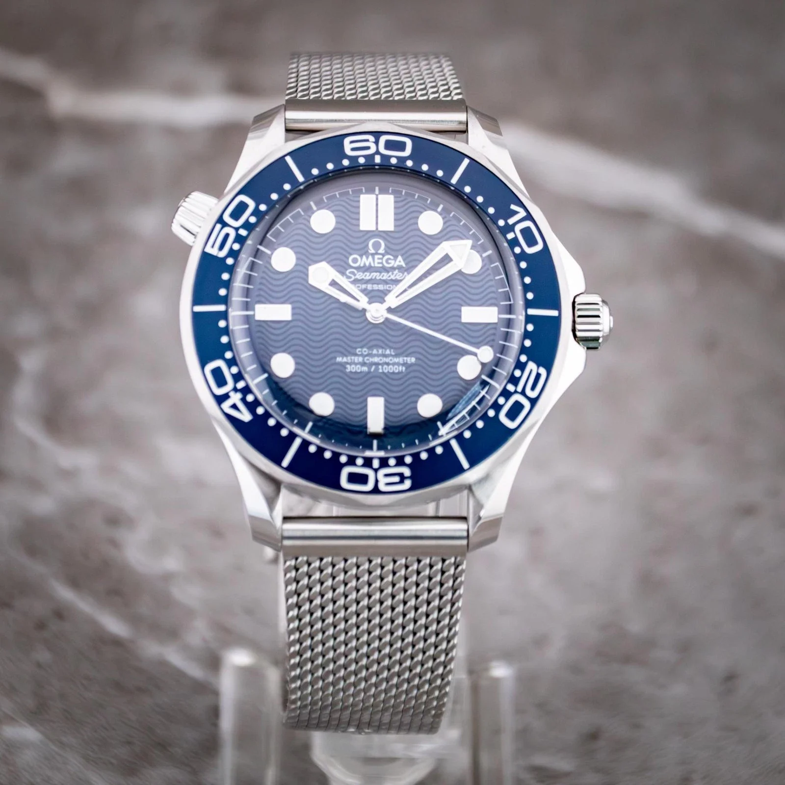 2025 Omega Seamaster Diver 300M James Bond 60th Anniversary 210.30.42.20.03.002
