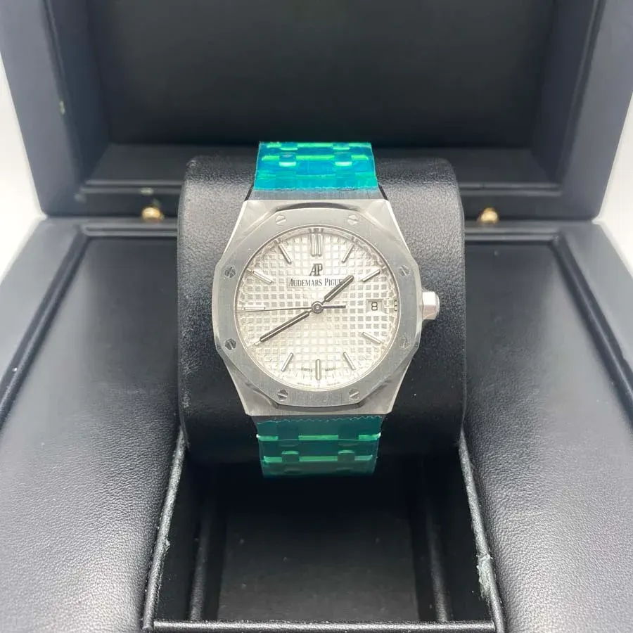 Audemars Piguet Royal Oak 34 / Silver 77350ST.OO.1261ST.01 Listing Image