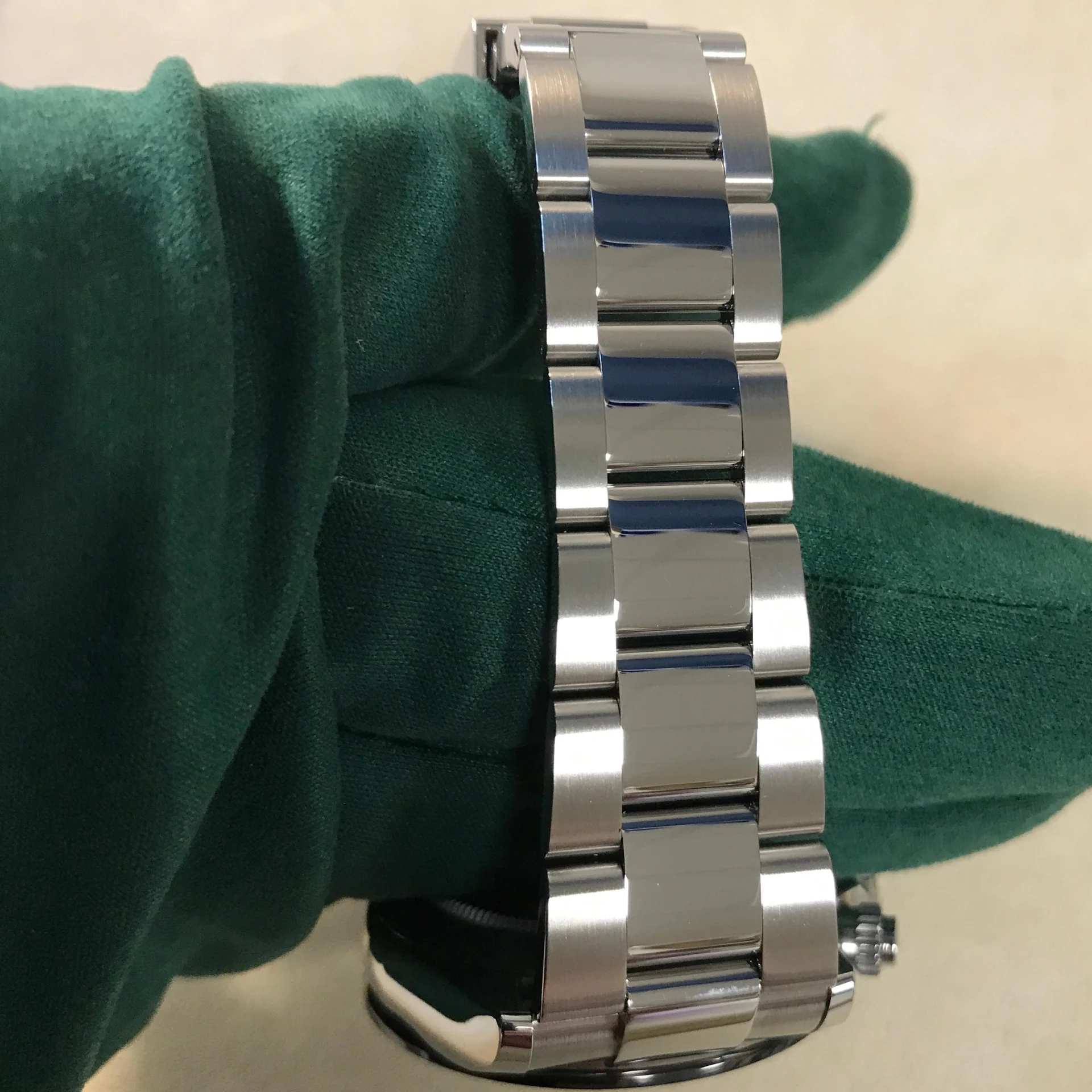 2022 Rolex Daytona / Ceramic / White 116500LN-0001 Listing Image 5