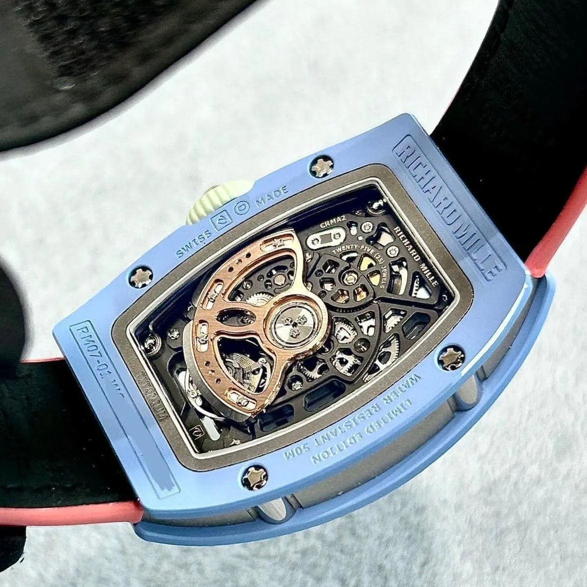 新品未使用 RICHARD MILLE カシミアブランケット 2024 新品未使用 RICHARD MILLE カシミアブランケット 2024