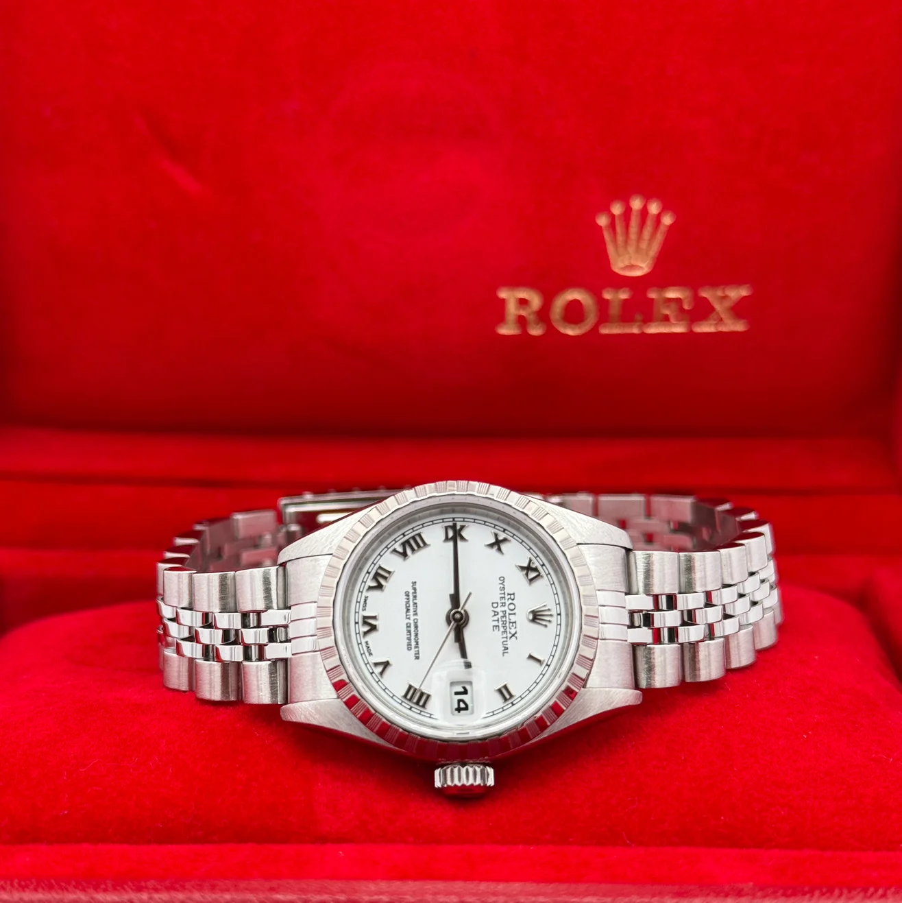 2002 Rolex Oyster Perpetual Date 26 Steel / Engine-Turned / White / Roman / Oyster 79240