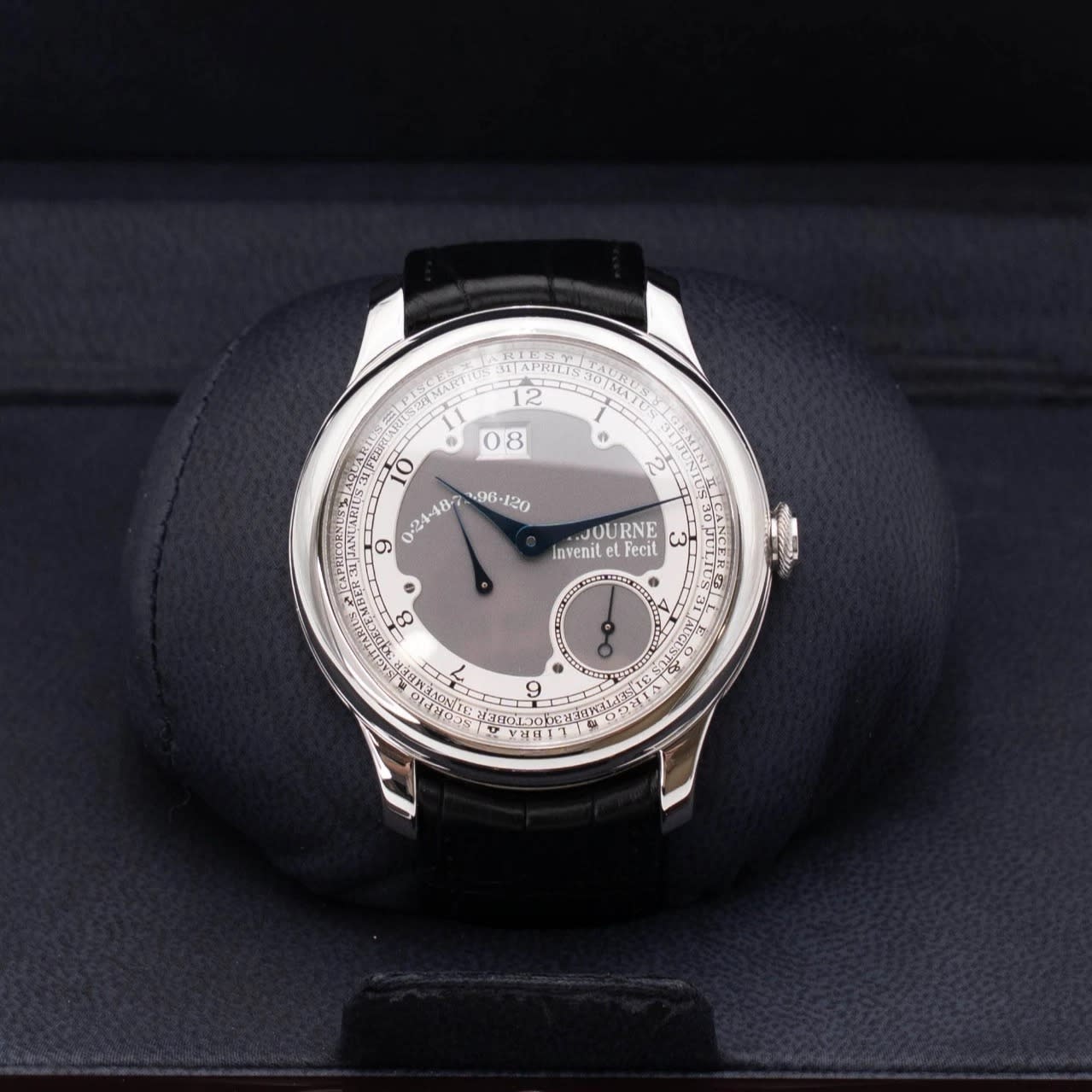 Auction: F.P. Journe Octa Zodiaque 40 Platinum / Slate Gray and