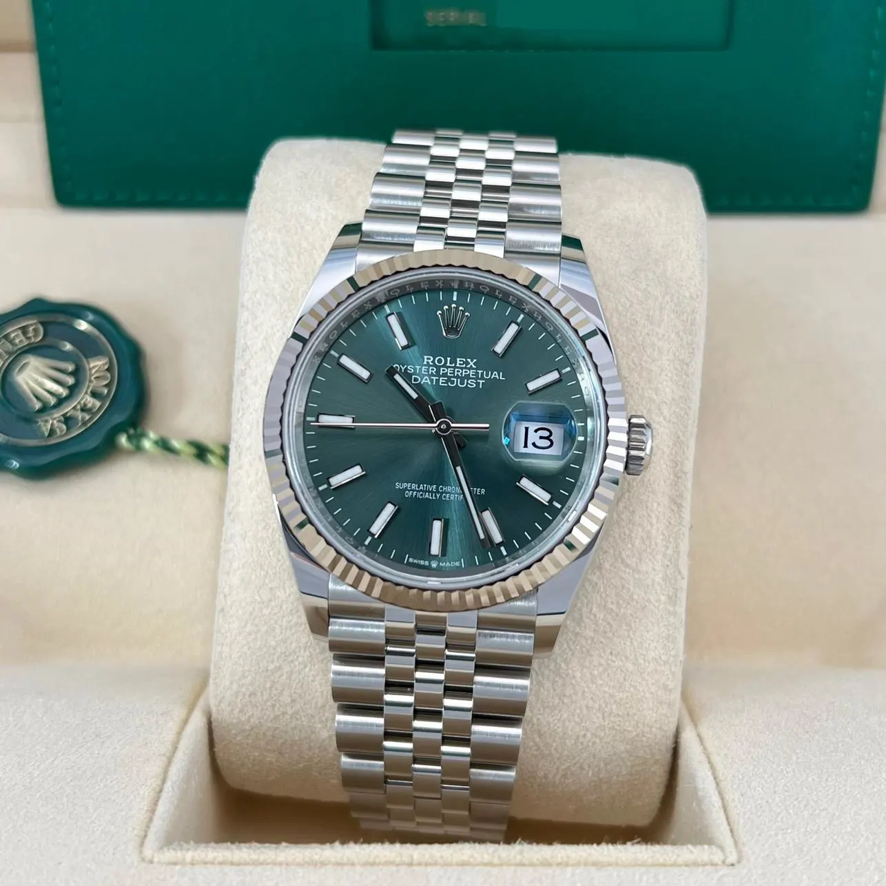 2022 Rolex Datejust 36 Steel / Fluted / Mint Green / Jubilee 126234-0051 Listing Image 2