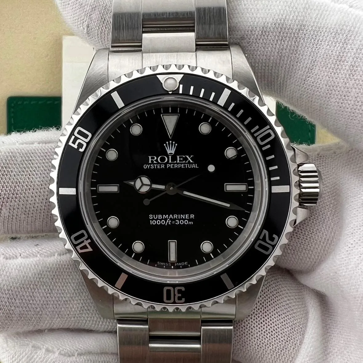 2000 Rolex Submariner No Date / SuperLuminova 14060 Listing Image 5