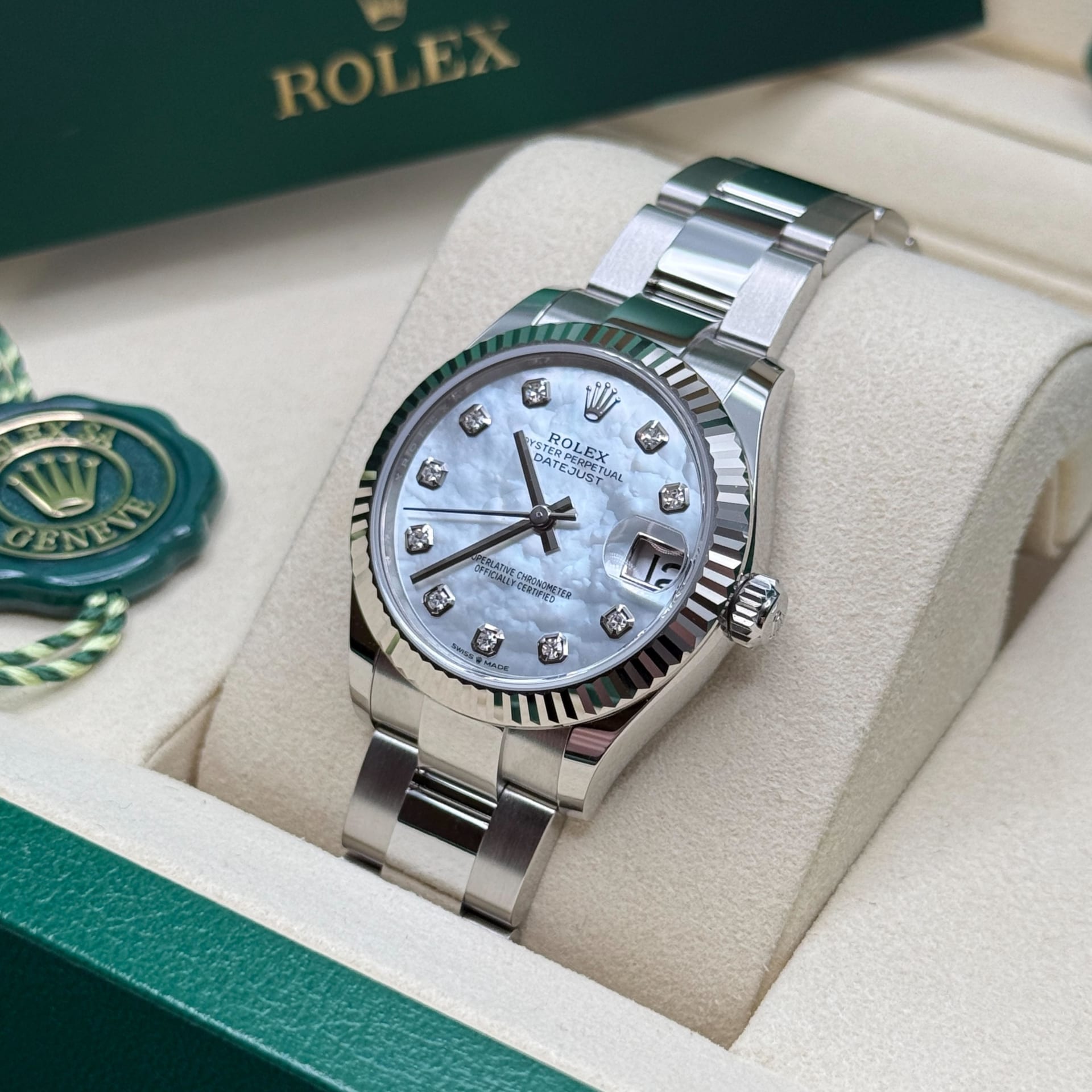 CLASSICAL Diamonds 20〜23 Rolex Datejust 31 Fluted / MOP / Diamond-Set / Oyster 278274