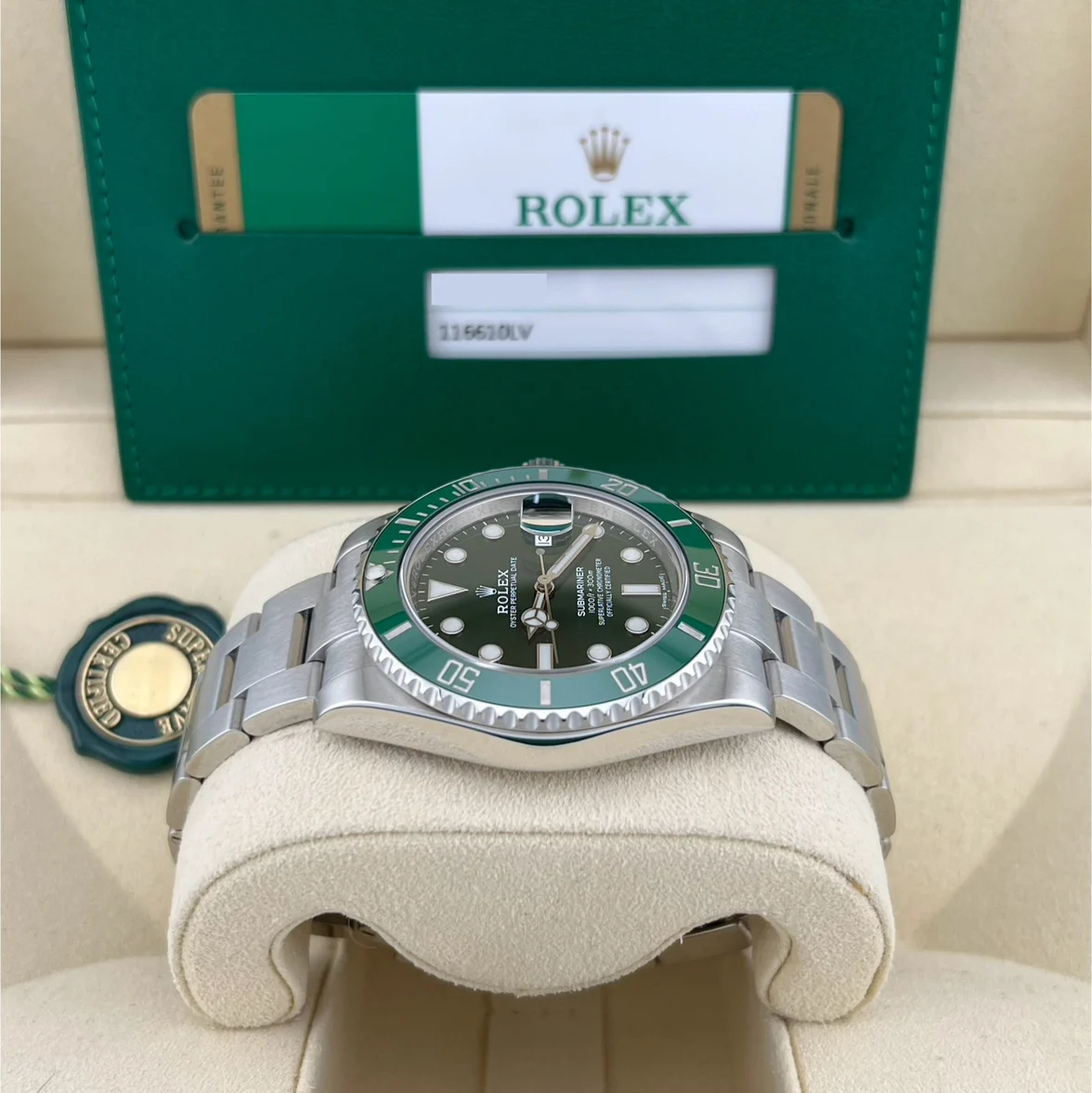 2017 Rolex Submariner "Hulk" 116610LV Listing Image 4