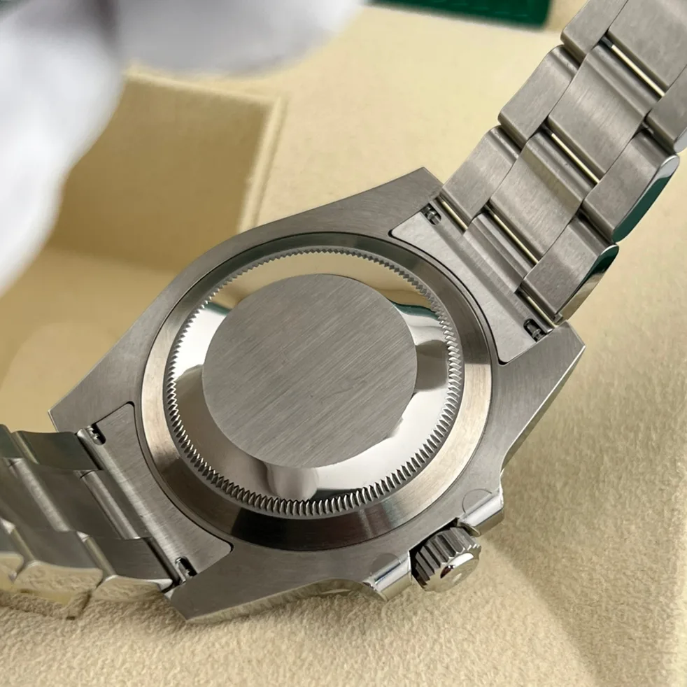 Rolex Submariner Date 116610LN Listing Image 8