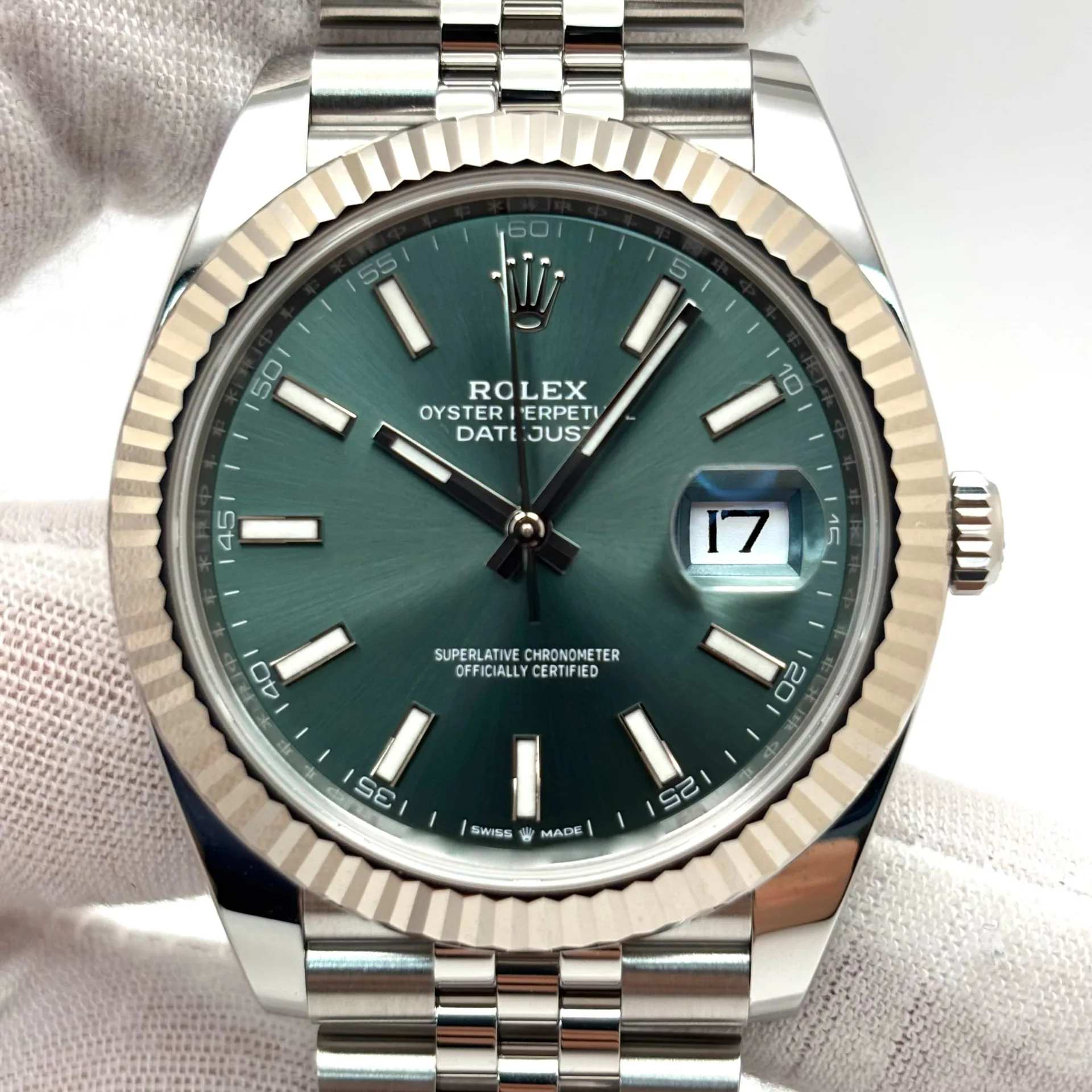 2023 Rolex Datejust 41 Steel / Fluted / Mint Green / Jubilee 126334-0028