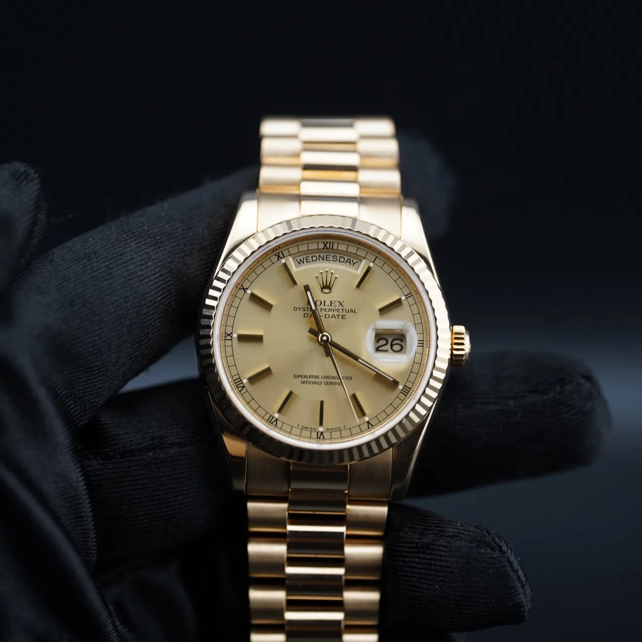 2001 Rolex Day-Date 36 Yellow Gold / Fluted / Champagne / President 118238-0103
