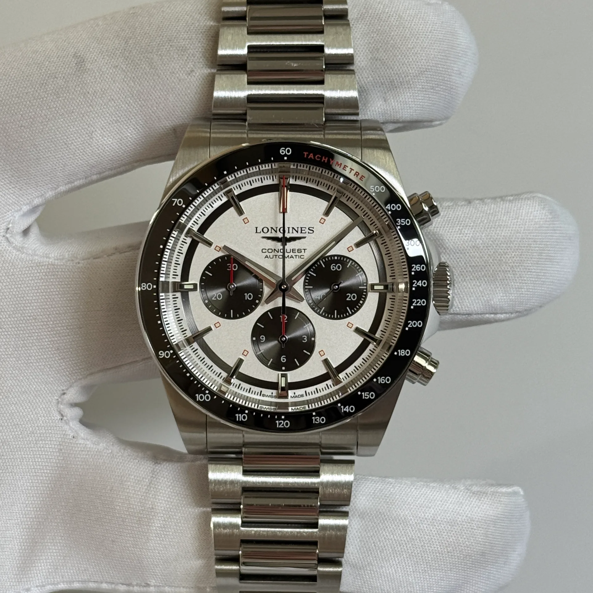 2024 Longines Conquest Chronograph 42 Steel / Silver / Bracelet L3.835.4.72.6