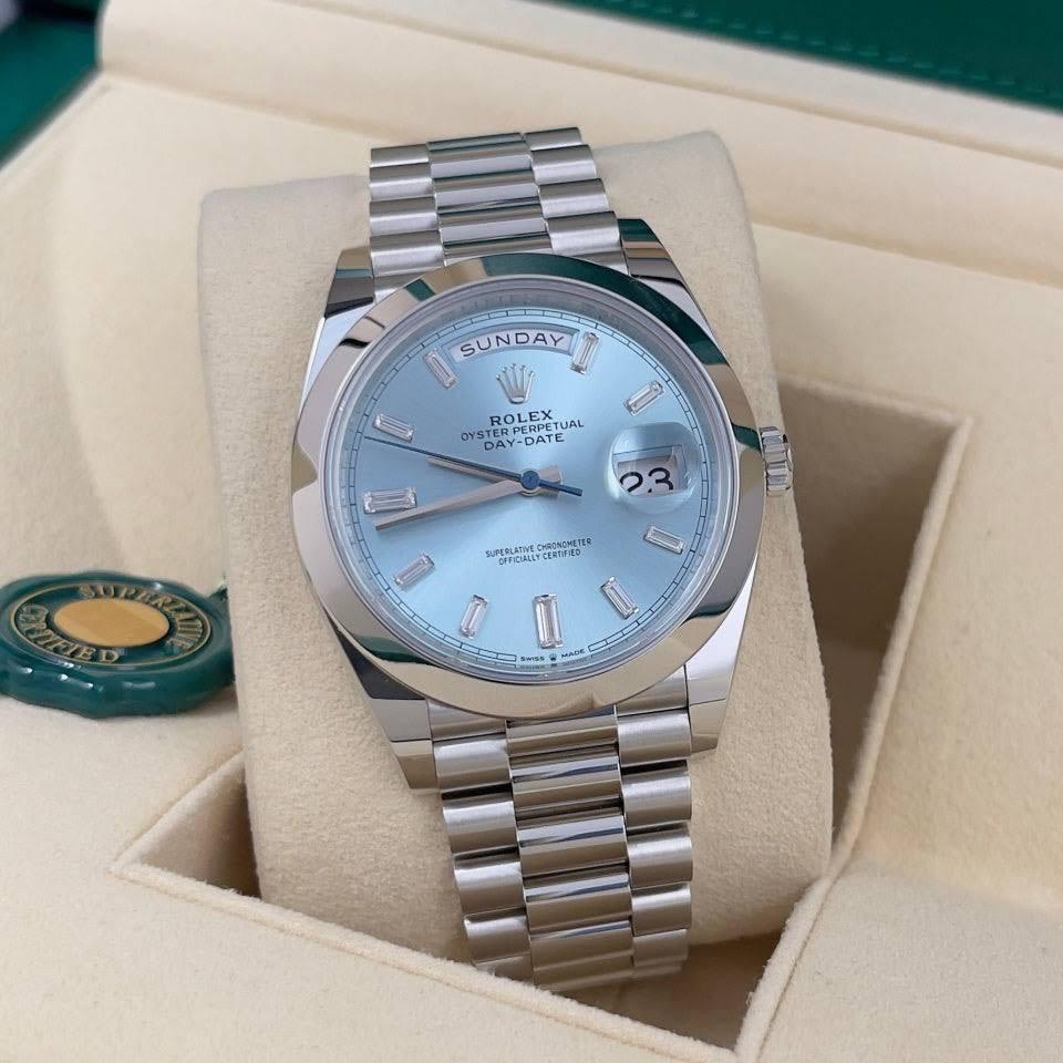 Rolex 228206 DAY DATE PLATINUM ICE BLUE BAGUETTE DIAMONDS DIAL 40MM FULL  SET - Takuya Watches