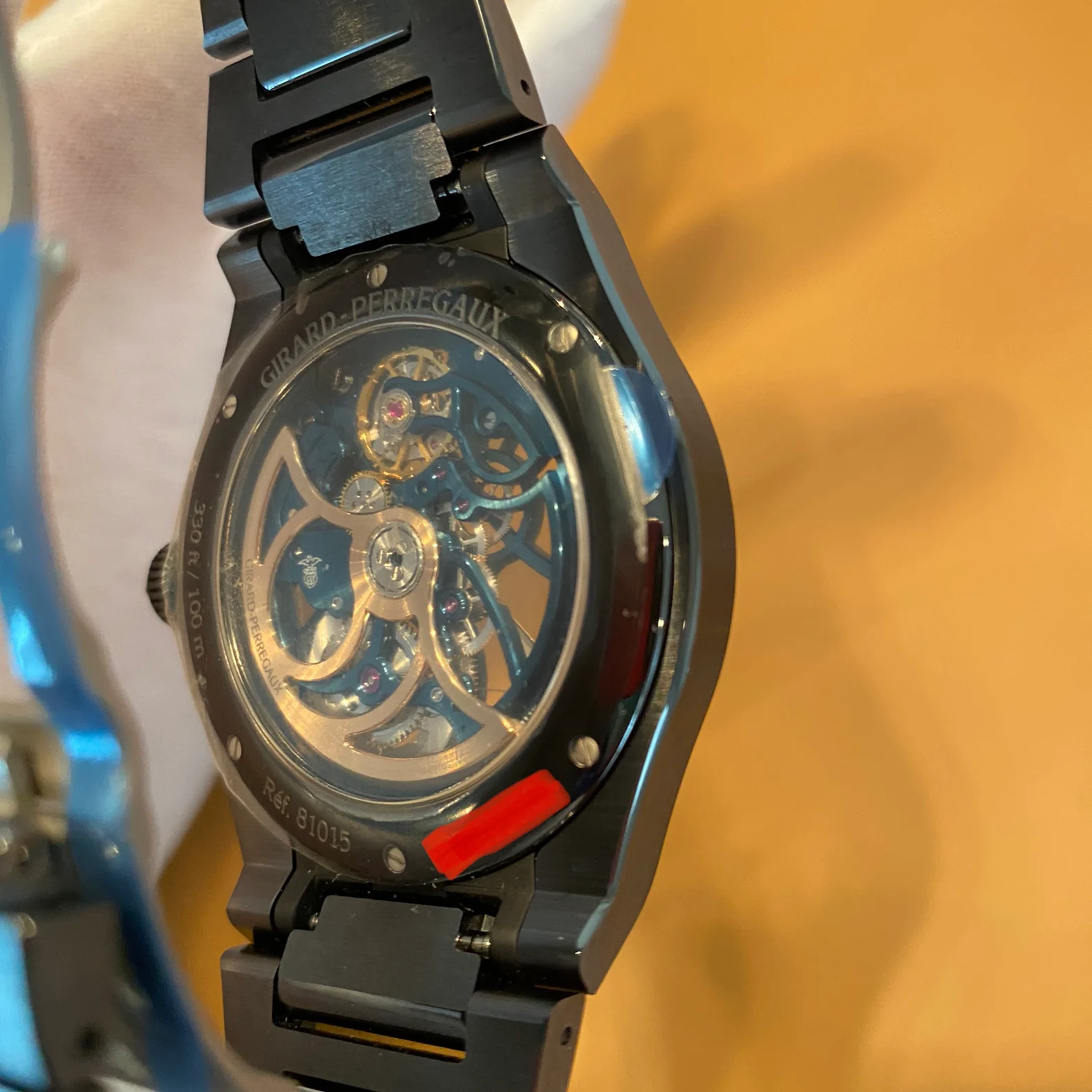 2023 Girard-Perregaux Laureato Skeleton / Blue - Earth to Sky Edition 81015-32-432-32A Listing Image 3