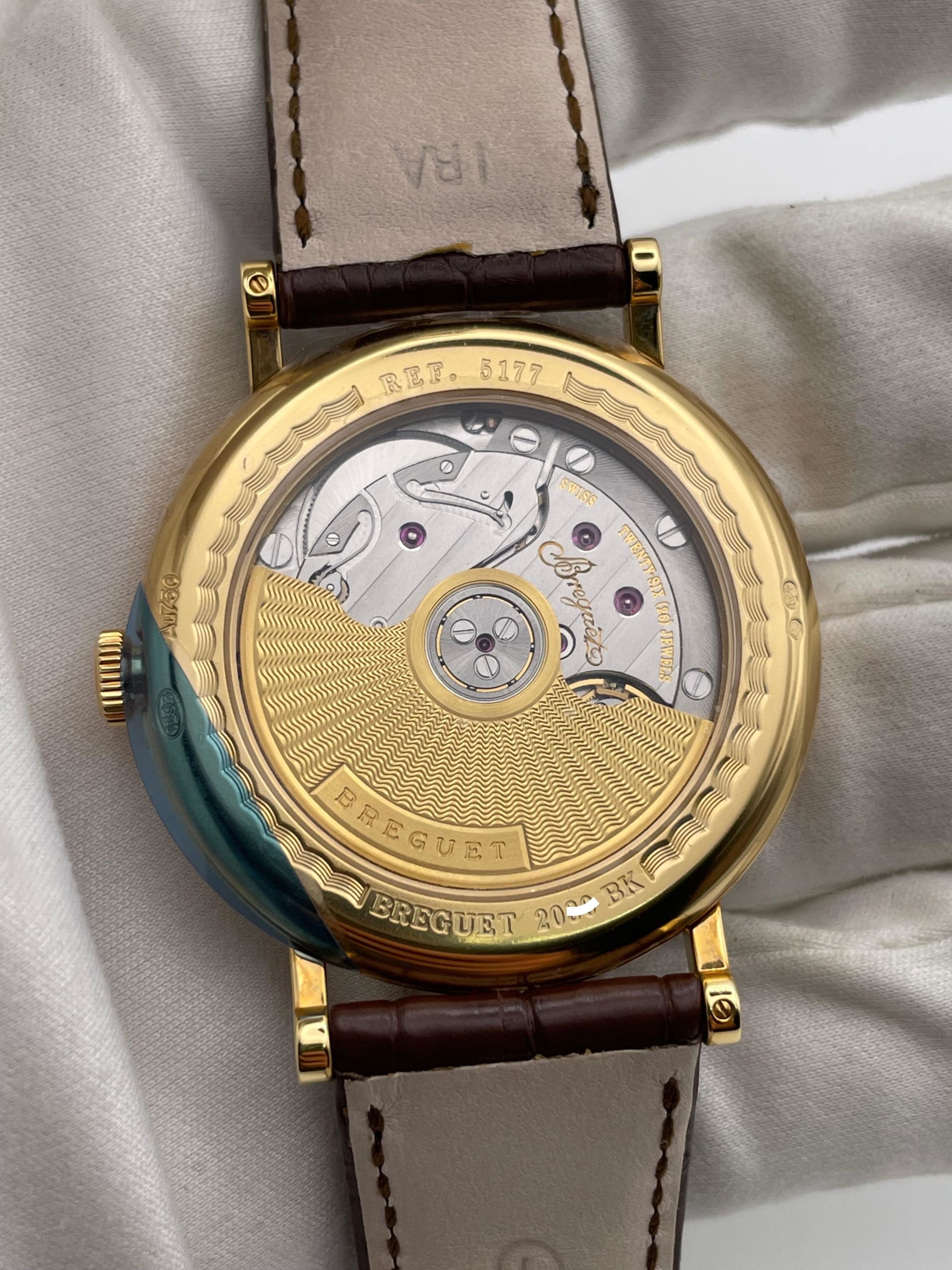 Breguet Classique 5157 Breguet Montre Breguet Classique 5157BA/11