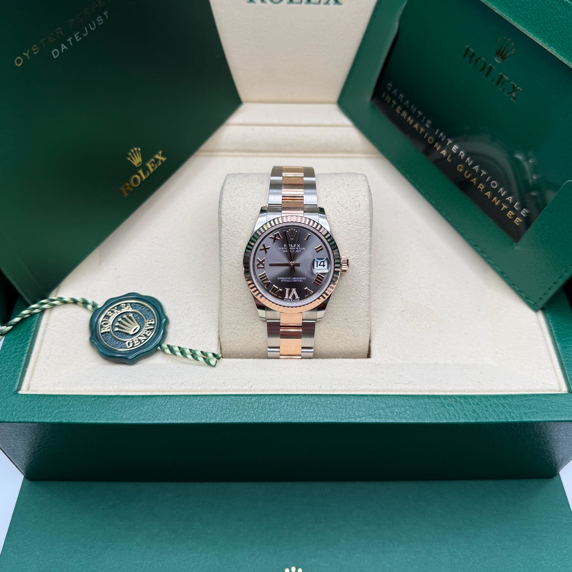 Rolex Datejust 31 Two-Tone / Fluted / Slate / Diamond-Set
