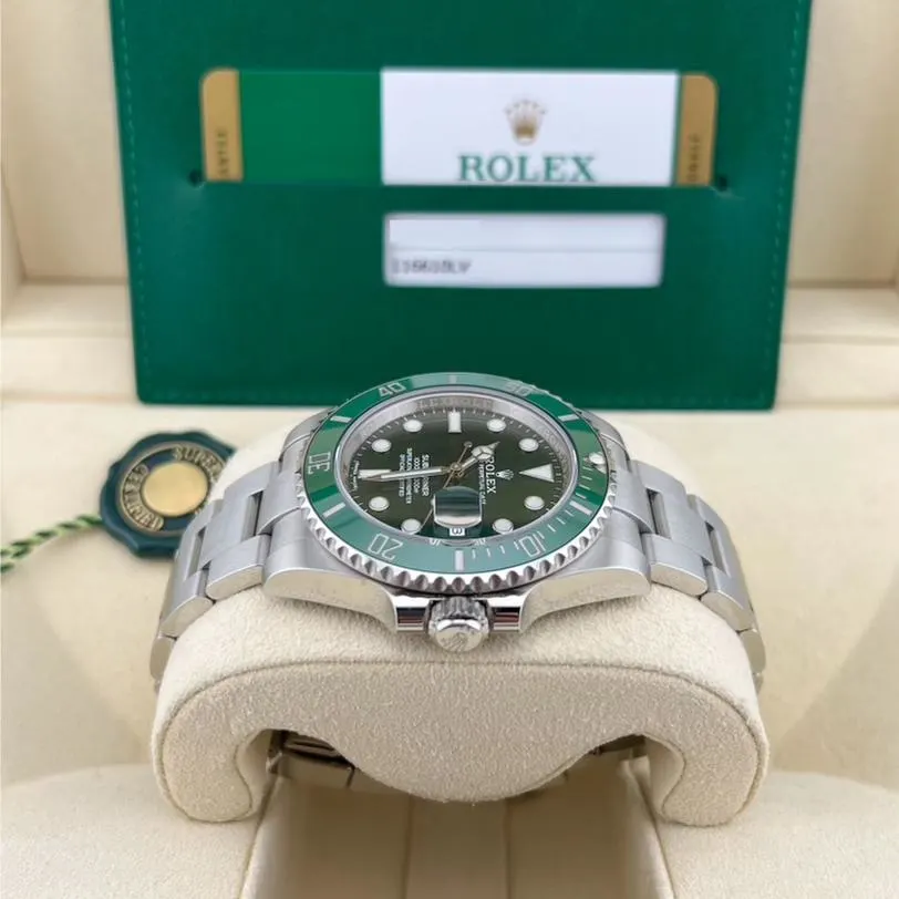 2019 Rolex Submariner "Hulk" 116610LV Listing Image 5