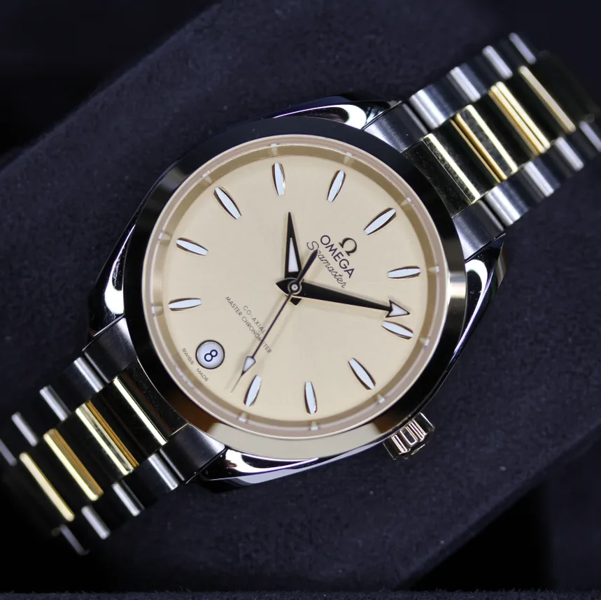 2025 Omega Seamaster Aqua Terra 150M Shades Master Chronometer 34 Stainless Steel - Moonshine Gold / Champagne / Bracelet 220.20.34.20.08.001